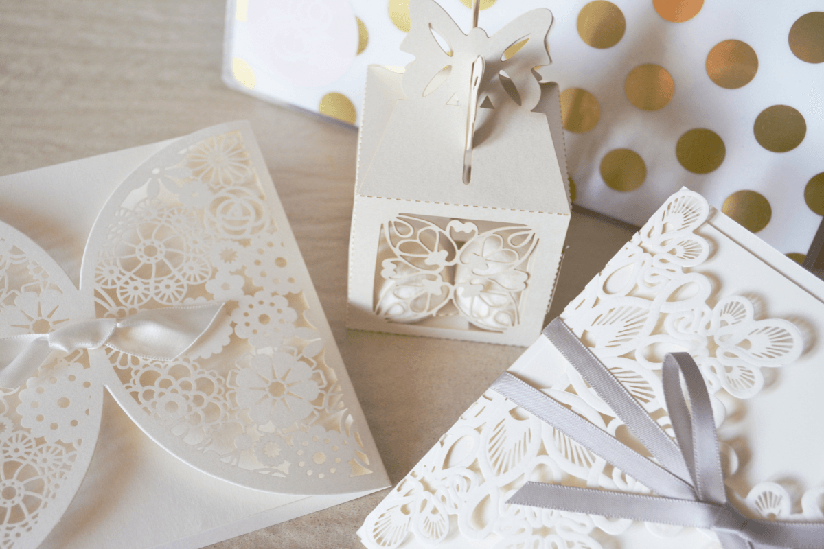 wedding invitations and gifts