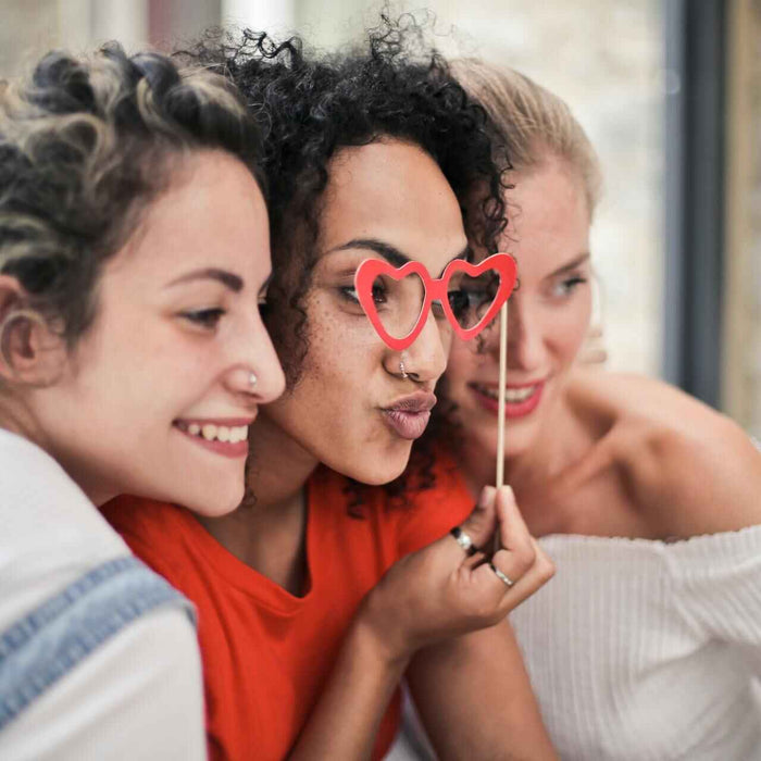 Where to buy thank you gifts in Singapore; best thank you gifts; thank you gift ideas; friends; happy