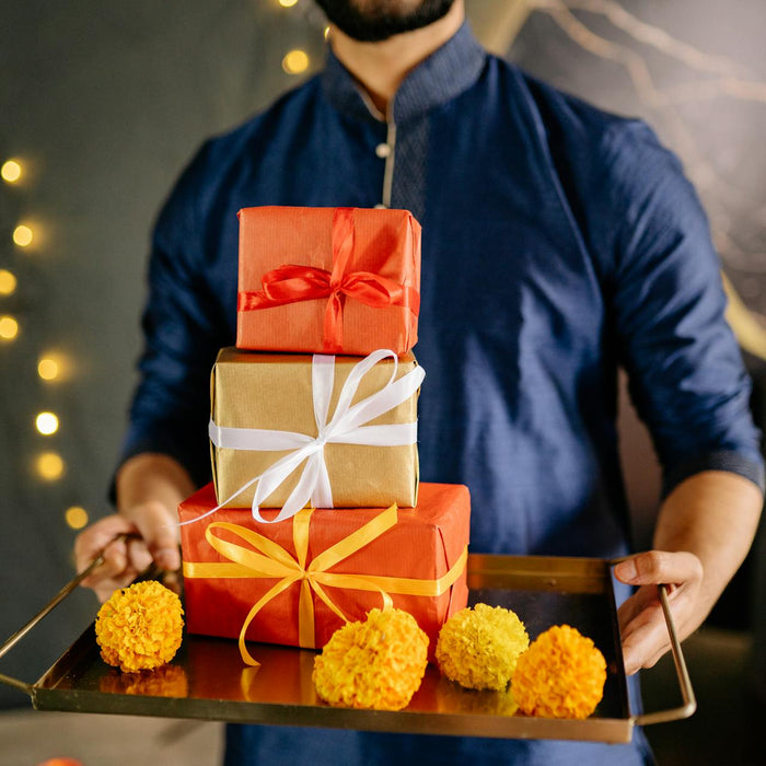 diwali gifts; diwali gift hamper; diwali gift basket; marigolds; deepavali; kurta; gift ideas