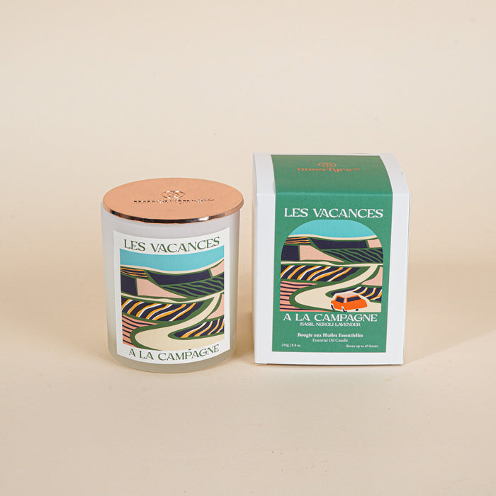 Au Bord de la Mer  white tea, bergamot, cedarwood essential oil candle