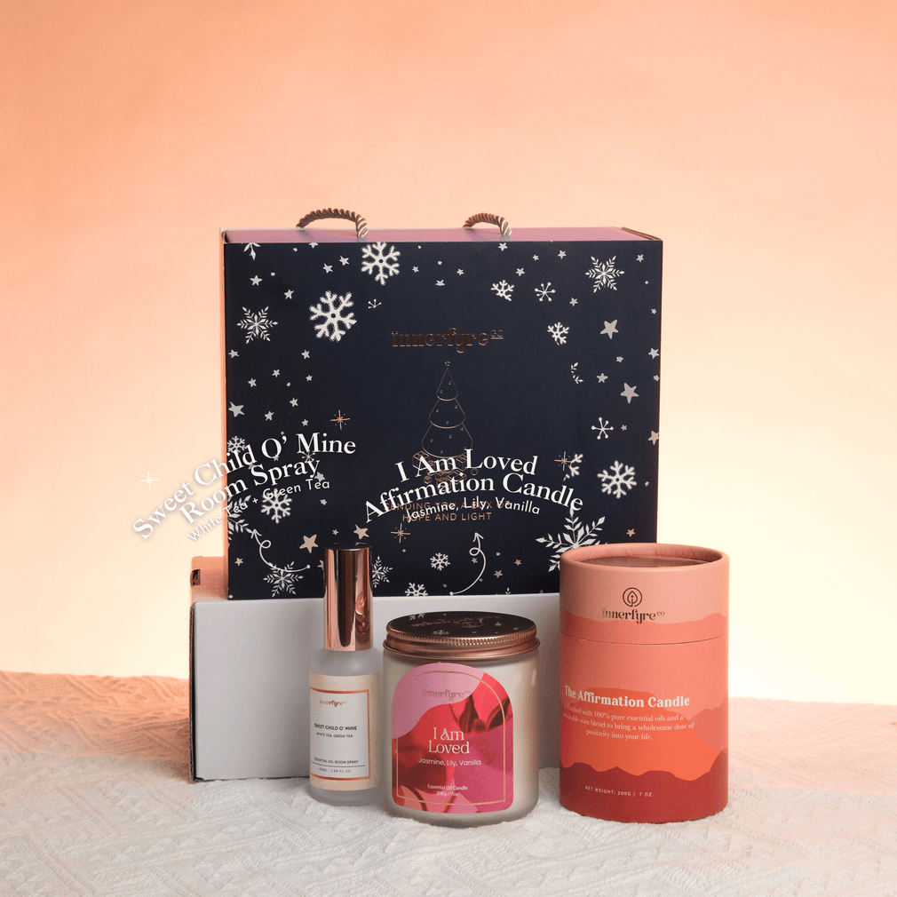 Christmas Gift Idea: scented candle + room spray